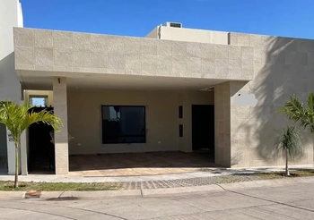 GCI_2134 | CASA EN RENTA EN PRIVADA TRES RECAMARAS AMUEBLADA. | GM Inmobiliaria