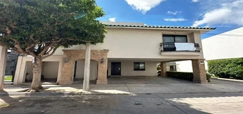 13_2963 | En Renta Hermosa Casa Amueblada, Colonia Scally | GM Inmobiliaria