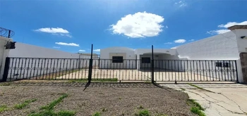 13_2990 | En Renta Bonita Casa una planta, Fraccionamiento Jardines de Fátima | GM Inmobiliaria