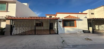 13_2818 | En Renta bonita Casa Una Planta Semi Amueblada, Colonia Scally. | GM Inmobiliaria