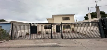 13_3104 | En Venta amplia Casa, Fraccionamiento Tabachines 1. | GM Inmobiliaria