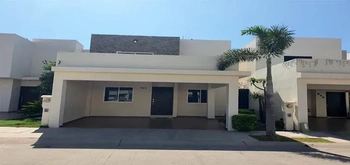 13_3010 | En Renta muy Bonita y Moderna Casa, Privada Villa Fontana. | GM Inmobiliaria