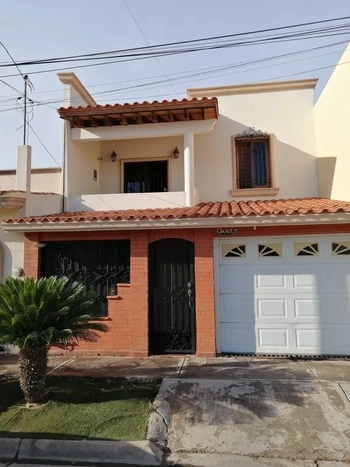 5_1919 | CASA EN RENTA FRAC CAMPESTRE AMUEBLADA TOTALMENTE | GM Inmobiliaria