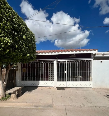 CASA EN VENTA FRACC MAR DE CORTES