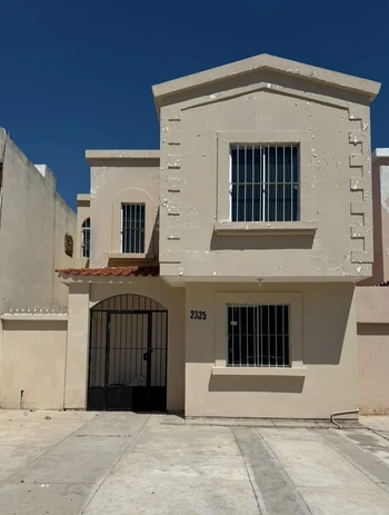 5_2944 | CASA EN RENTA FRACC MALLORCA | GM Inmobiliaria