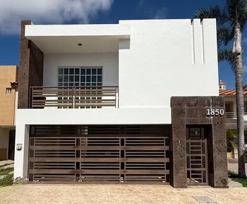 5_2983 | CASA EN VENTA FRACC LOS ALMENDROS | GM Inmobiliaria