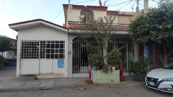 14_1976 | CASA EN VENTA | GM Inmobiliaria